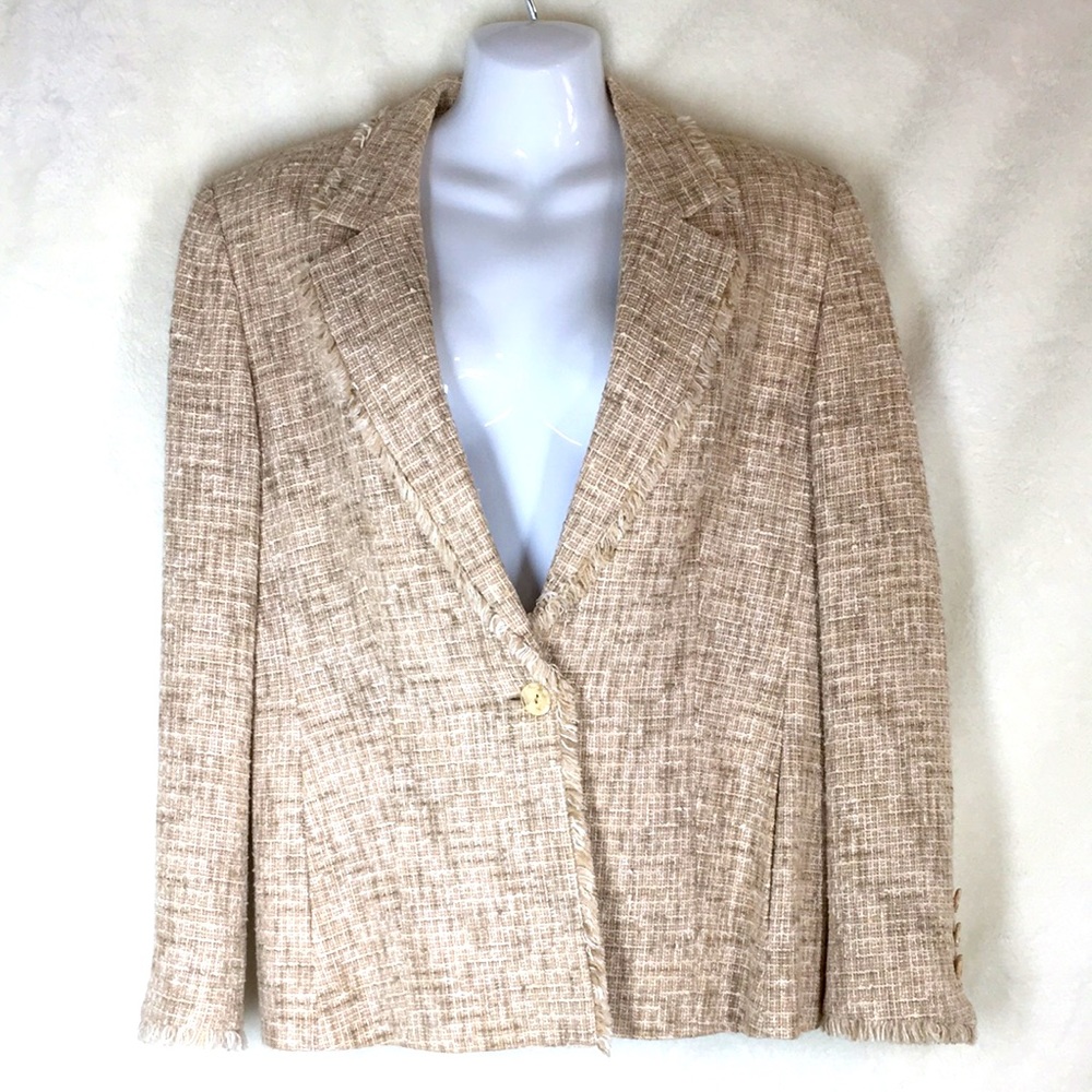 Escada 42 Tan White Khaki Jacket blazer